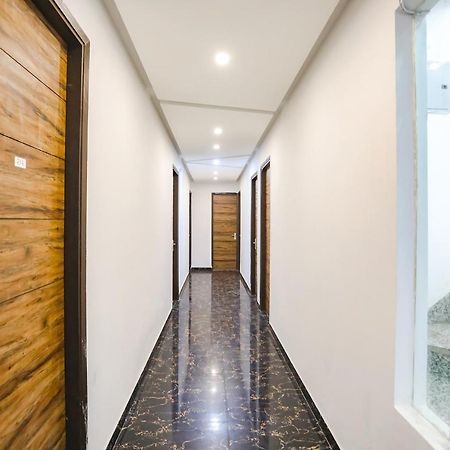 Fabhotel F9 Sector 19 Noida Eksteriør bilde
